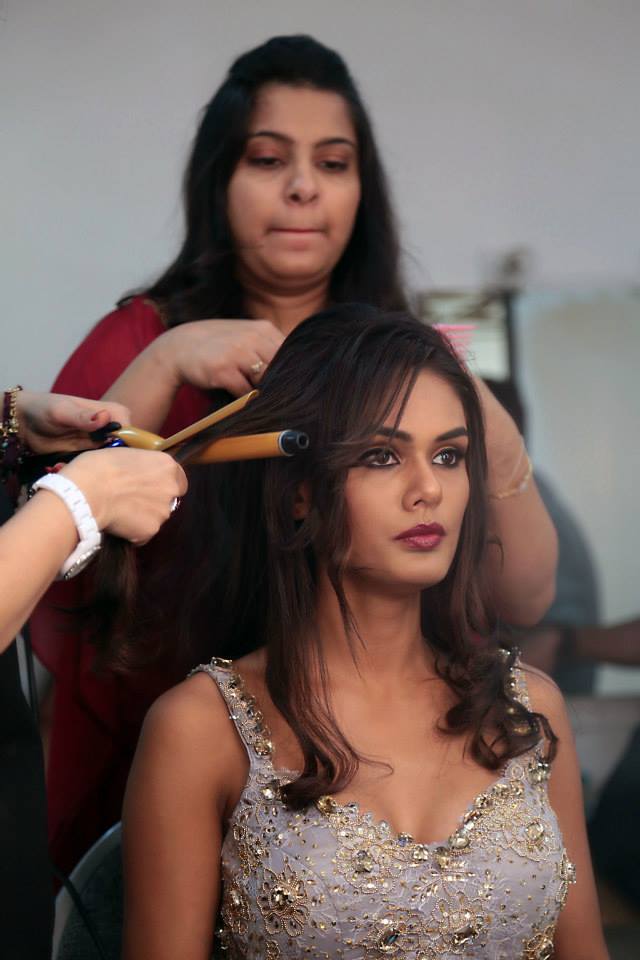 Miss India universe 2014 Noyonita Lodh